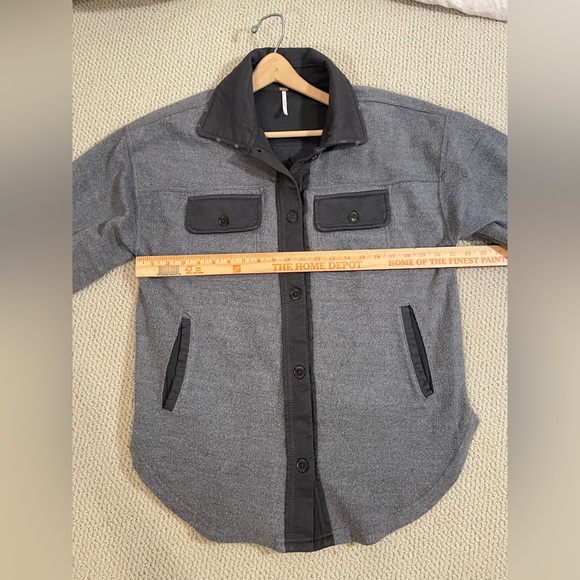 FREE PEOPLE fleece Oversize Rugby Button Fleece distressed Elbow Patches Pockets - Picture 6 of 12